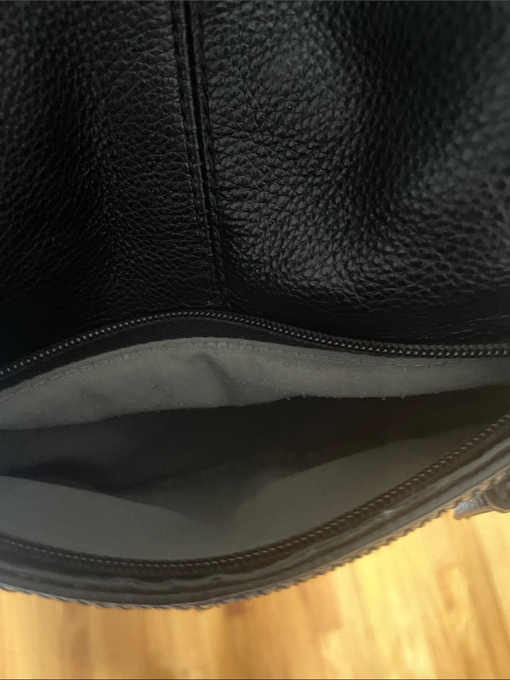 The Sak Black Pebbled Leather Crossbody Bag - Picture 4 of 6